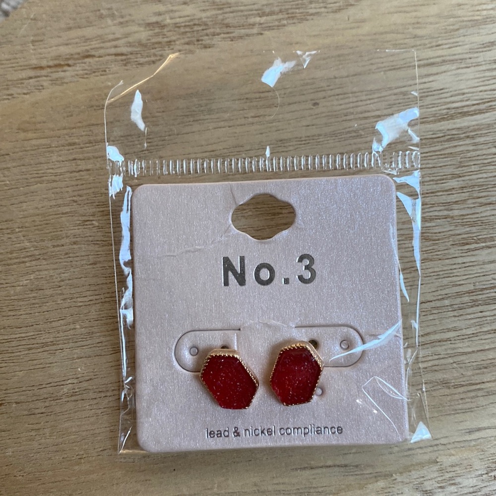 🎉HP🎉 No. 3 Stud Sparkle Druzy Earrings 💗 Red & Gold - Picture 7 of 9